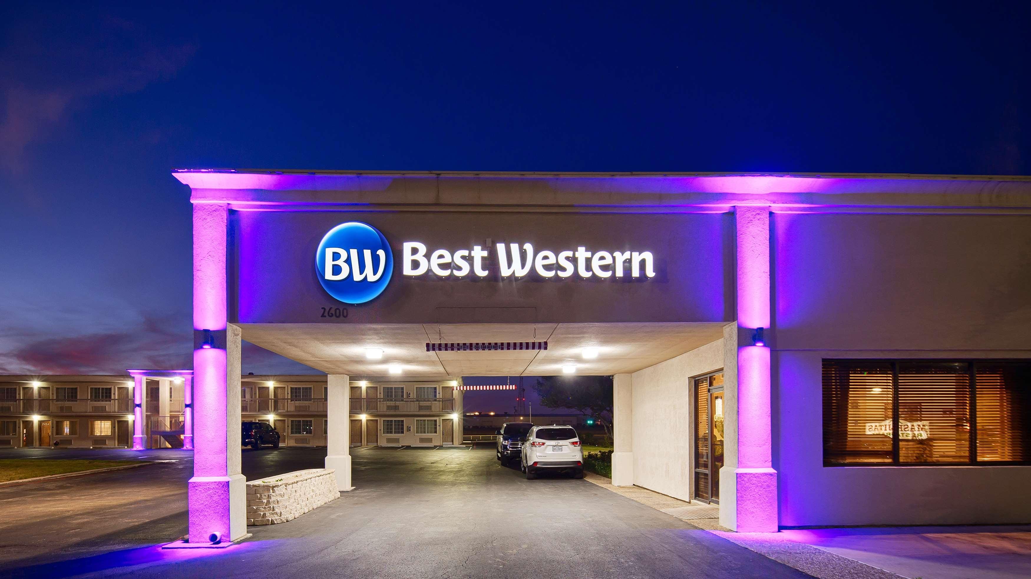 Best Western Taylor Inn Экстерьер фото