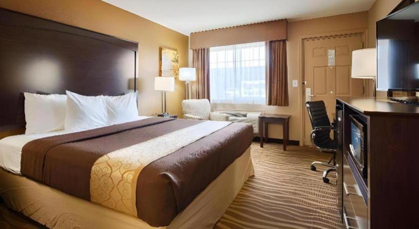 Best Western Taylor Inn Экстерьер фото